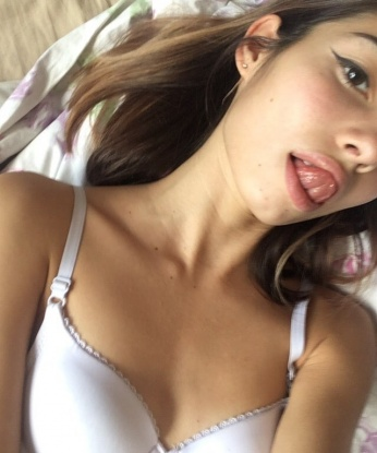 Карина, 22